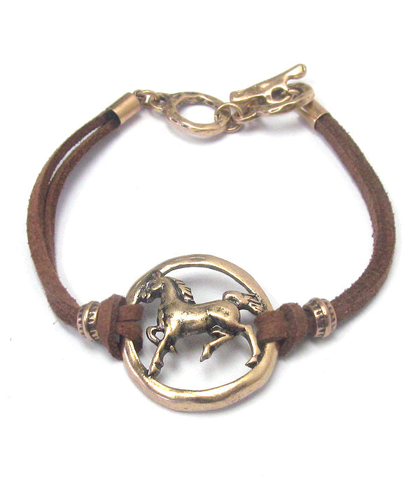 HORSE SUEDE TOGGLE BRACELET-0
